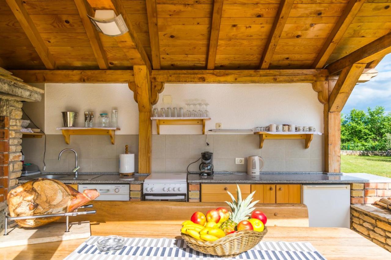 Villa Daja - Adriatic Luxury Villas Oklaj Exteriör bild
